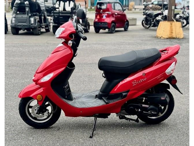 Scootterre Bistro 50 2023 alt
