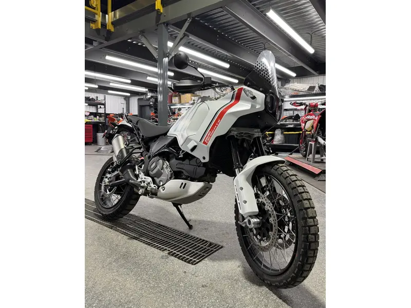 2023 Ducati DESERT X thumbnail 8