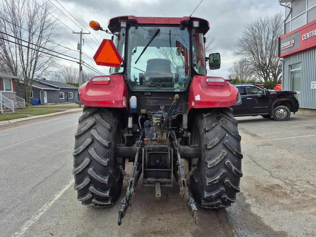 Case IH Farmall 115U 2017