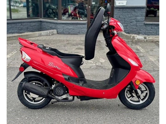 Scootterre Bistro 50 2023 alt