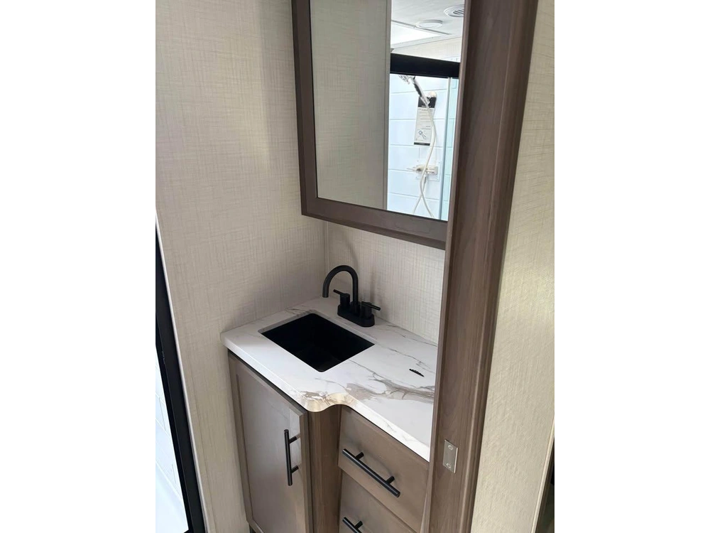 2026 Keystone Rv Cougar 28rli alt
