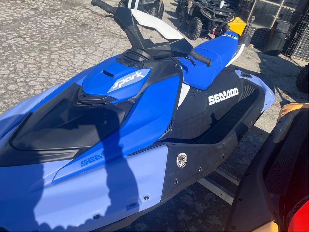 2026 Sea-doo Spark For 3 With Convenience Pkg alt