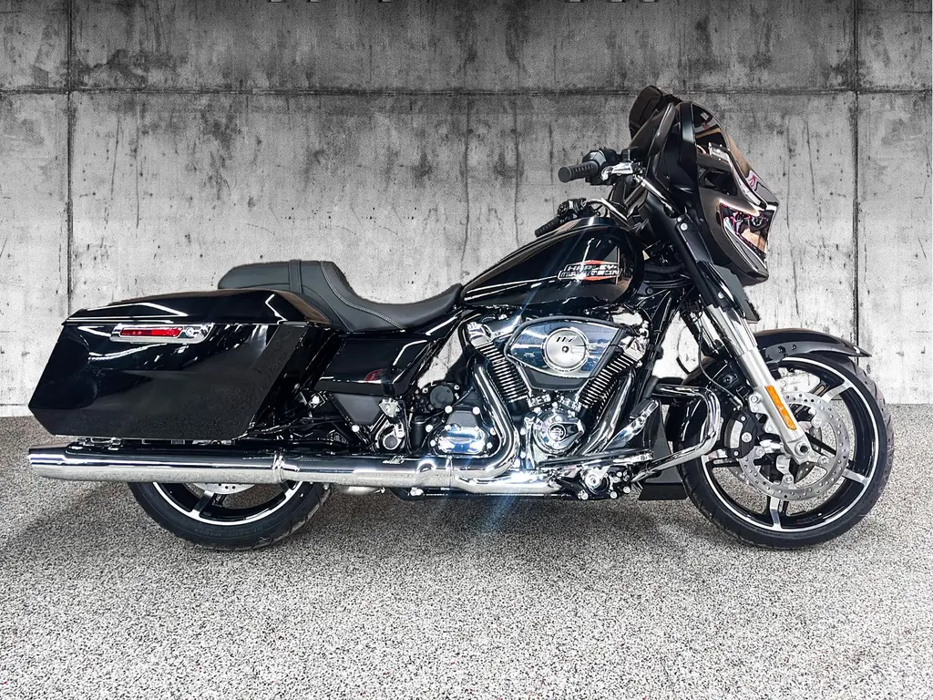 2025 Harley-Davidson STREET GLIDE FLHX DEMO 