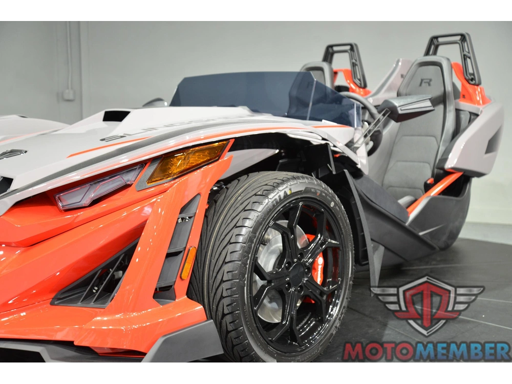 2026 Slingshot R Autodrive alt