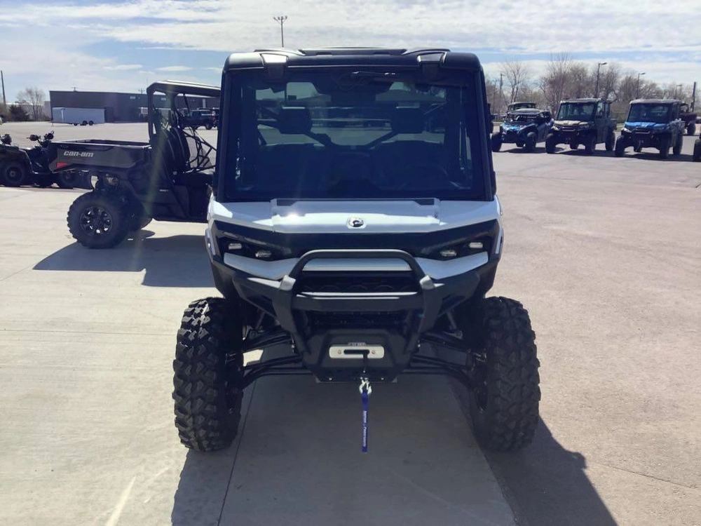 2026 Can-am Defender Limited Hd11 alt