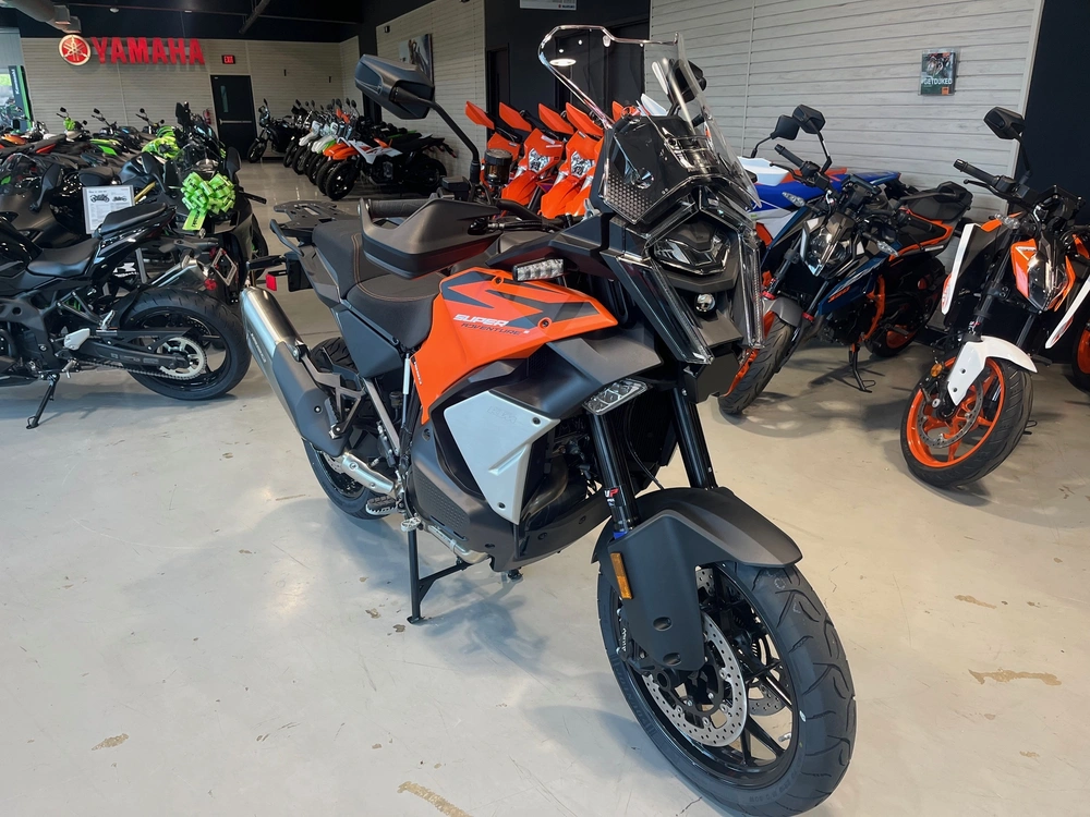 2027 Ktm 1390 Super Adventure S Evo alt