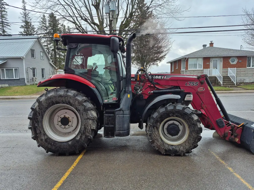 2017 Case IH Maxxum 125