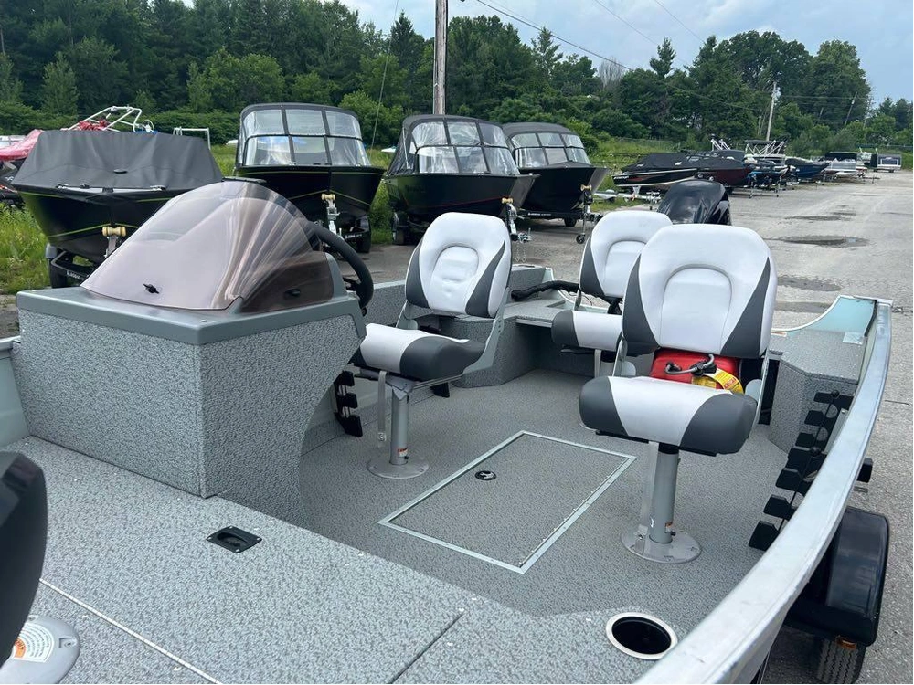 2023 Starcraft Patriot Dlx 16 Side Console, Mercury 40 Elpt, Custom Trailer alt