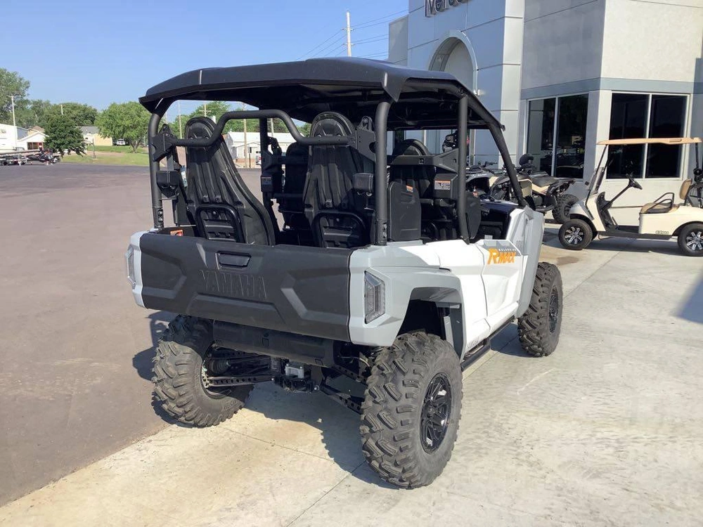 2024 Yamaha Wolverine Rmax4 1000 R-spec alt