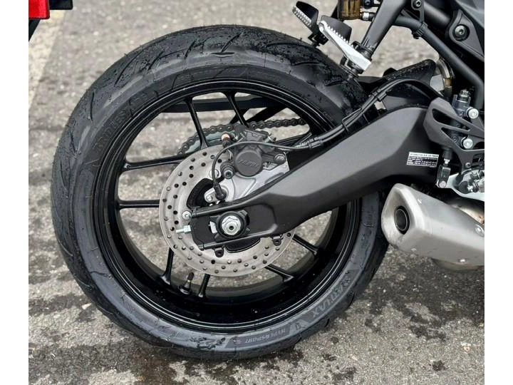 Yamaha Yzf-r7 2026 alt