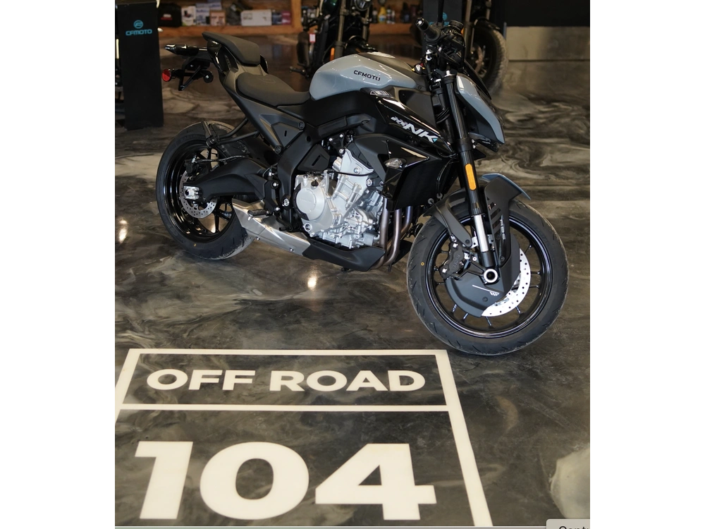 Cfmoto 675 Nk 2026 alt