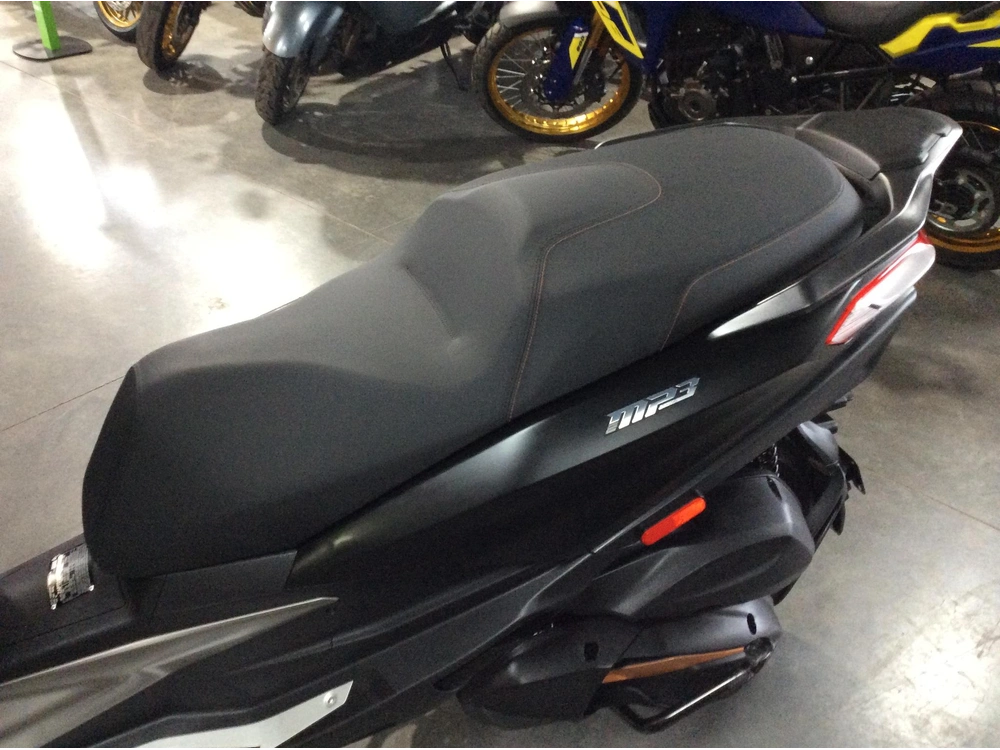 2023 Piaggio Mp3 Maxi 530 alt