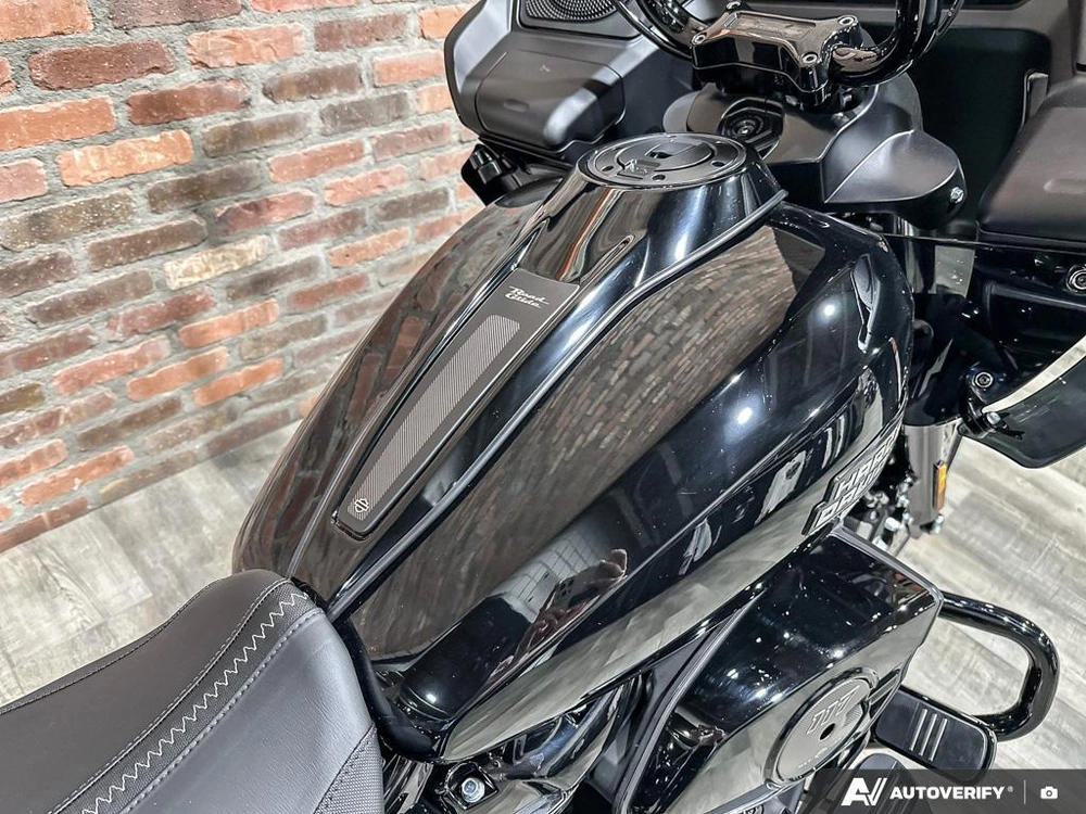 2026 Harley-davidson Road Glide alt