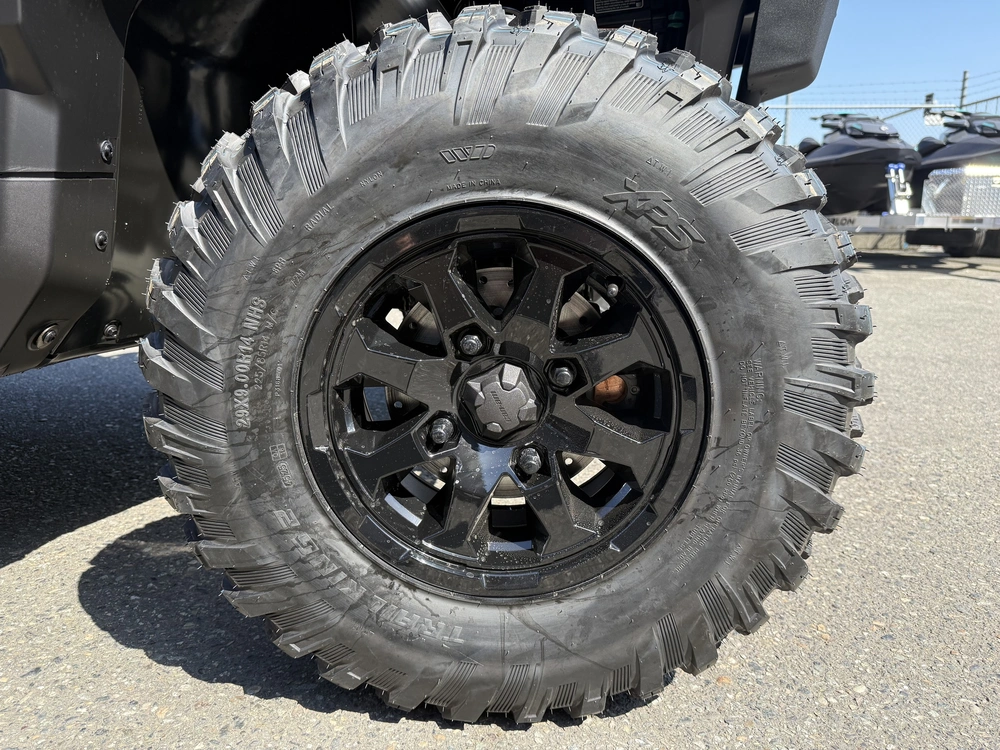 2026 Can-am Defender Xt Hd11 With 10.25' Infotainment alt