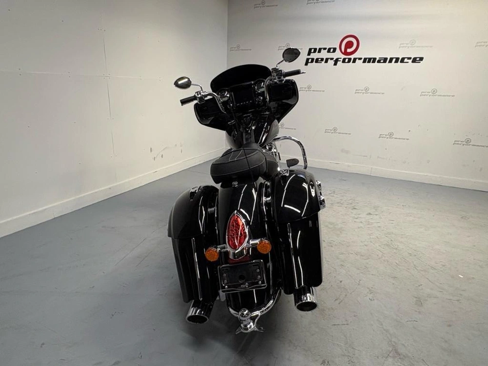 Indian Motorcycle Chieftain 2018 alt