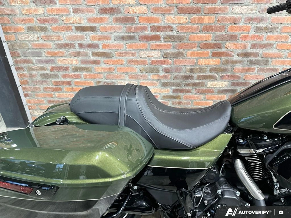 2026 Harley-davidson Road Glide alt
