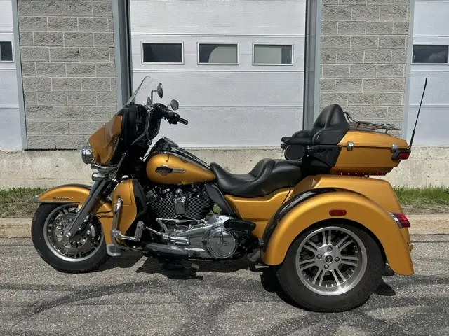 Harley-Davidson FLHTCUTG Tri Glide UltraFLHTCUTG 2023