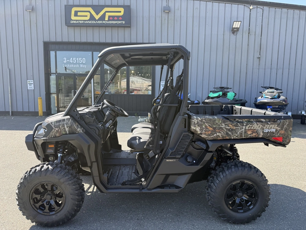 2026 Can-am Defender Xt Hd11 With 10.25' Infotainment alt