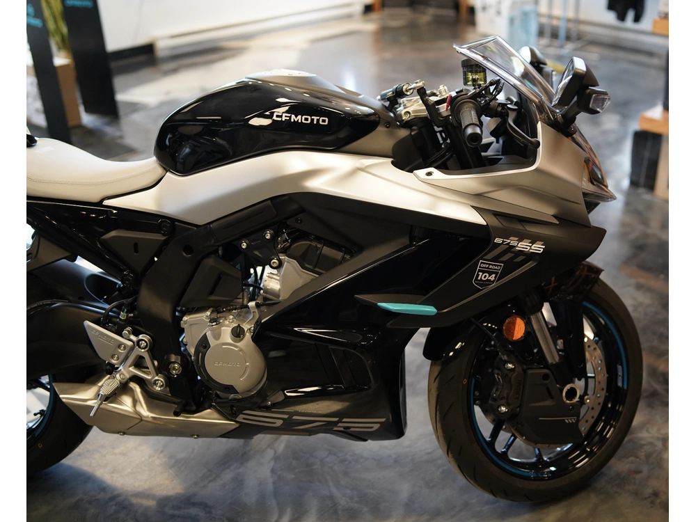 2026 Cfmoto 675 Ss alt