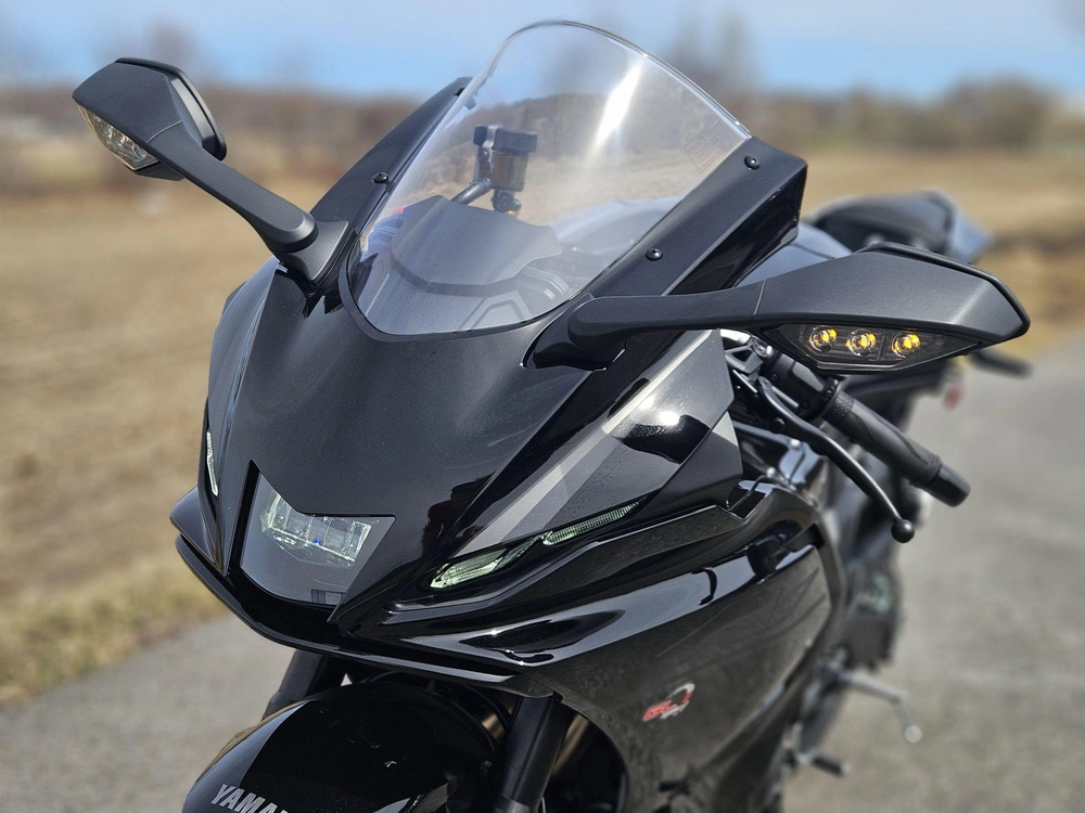 Yamaha Yamaha R7 2026 alt