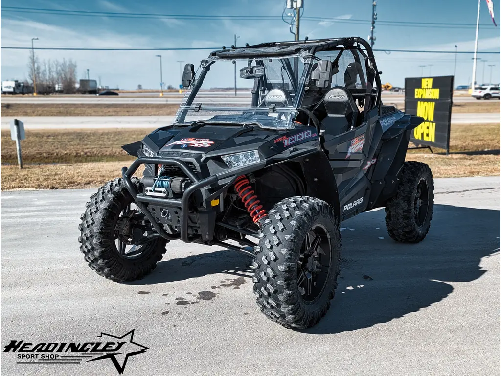 2018 Polaris RZR XP 1000 High Lifter Edition // Stealth Black