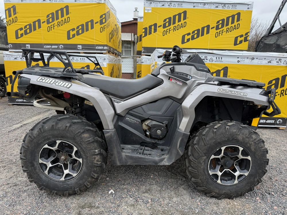 2014 Can-am Outlander Xt 800r W/tracks alt