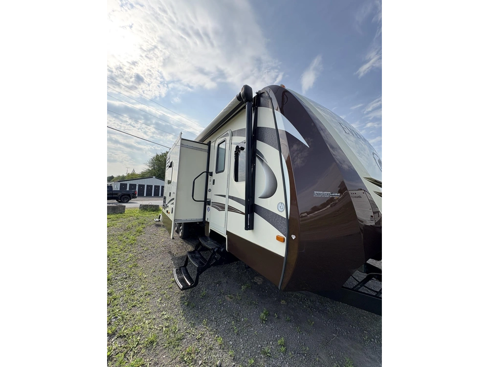 Ever-lite El275fls 2015 alt