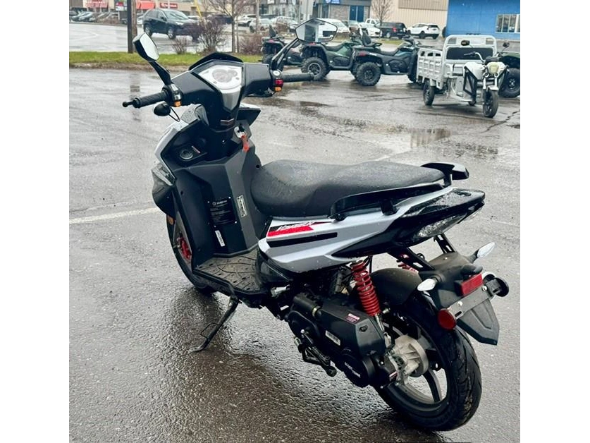 Scootterre Voyageur Urbain 2023 alt