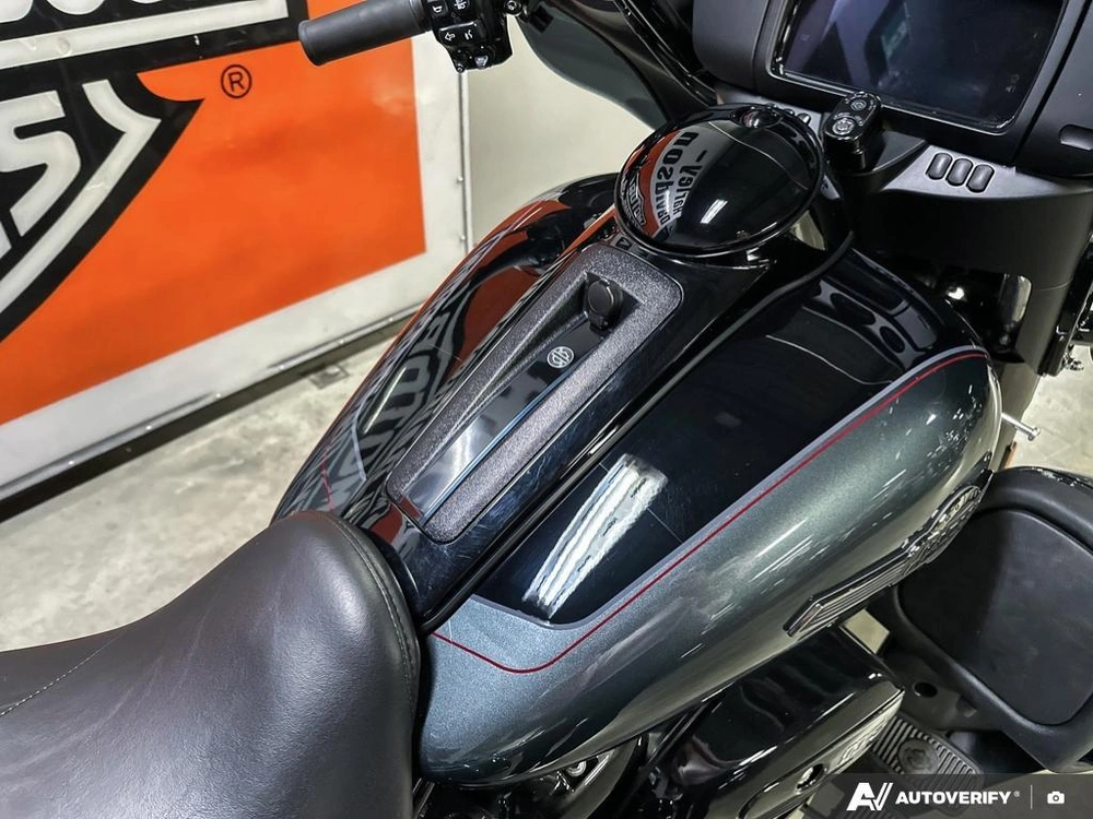 2025 Harley-davidson Tri Glide Ultra alt