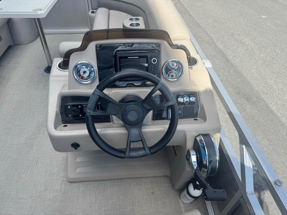 Tahoe Grand Island Gt2185 Cr 2021 alt