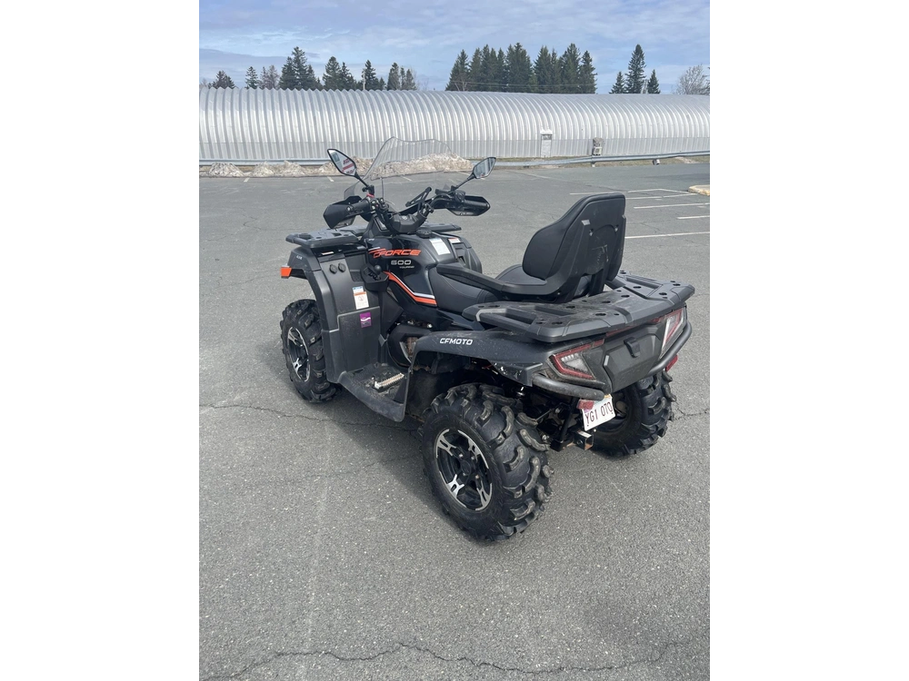 2023 Cfmoto C-force 600 Touring alt