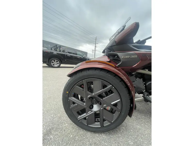 Can-Am F3 LIMITED SPECIAL SERIES (SE6) 2026