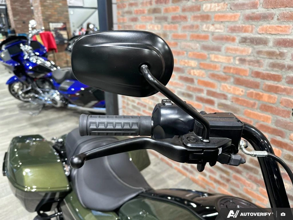 2026 Harley-davidson Road Glide alt