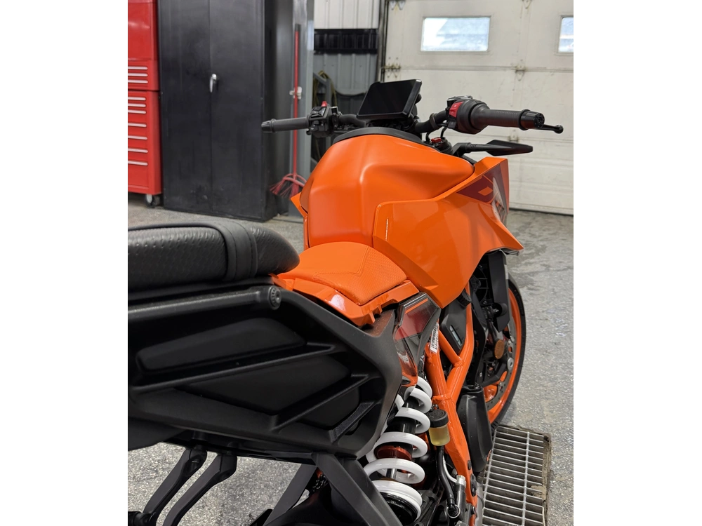 2024 Ktm 390 Duke alt