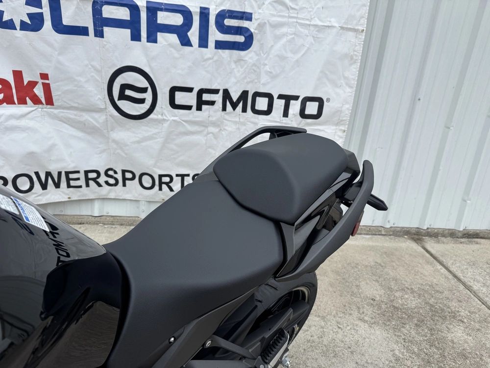 2026 Kawasaki Ninja 1100sx alt