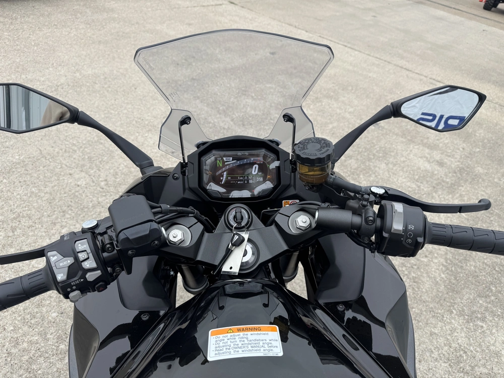 2026 Kawasaki Ninja 1100sx alt