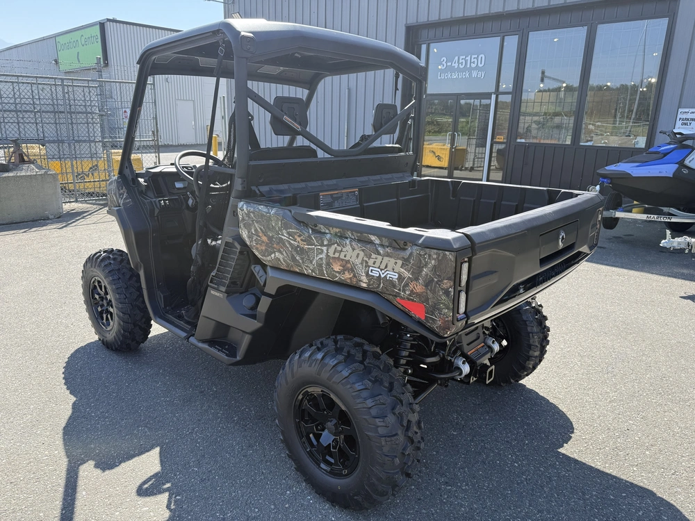 2026 Can-am Defender Xt Hd11 With 10.25' Infotainment alt
