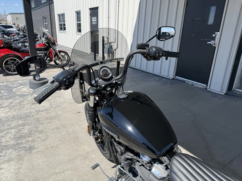 2025 Harley-davidson Street Bob *new Bike. Clearance Price.* alt