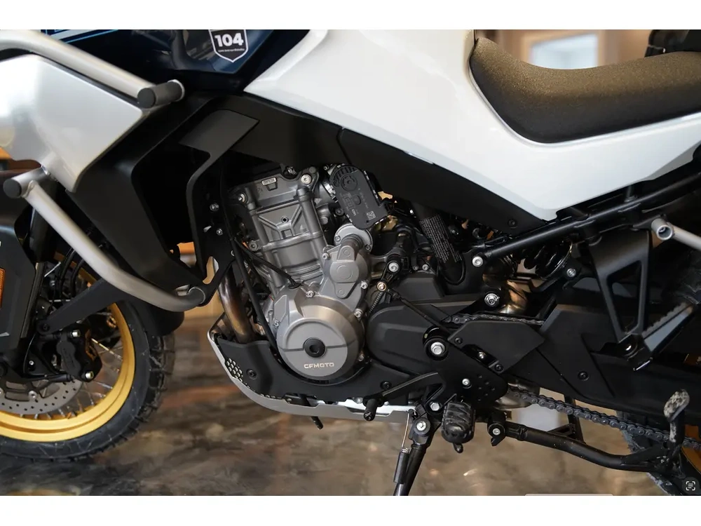 Cfmoto Ibex 800-e Blanc 2026 alt