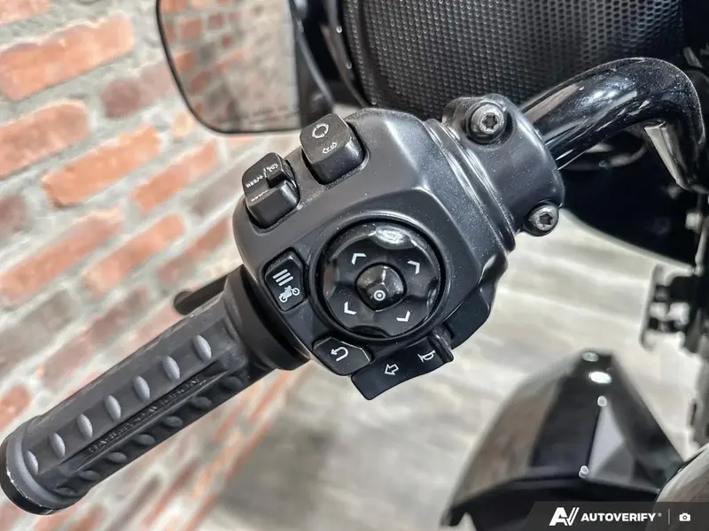 2026 Harley-Davidson Street Glide Limited thumbnail 12