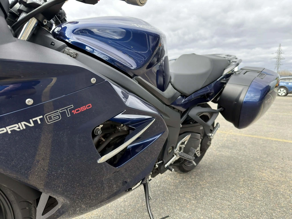 Triumph Sprint Gt/abs 2011 alt