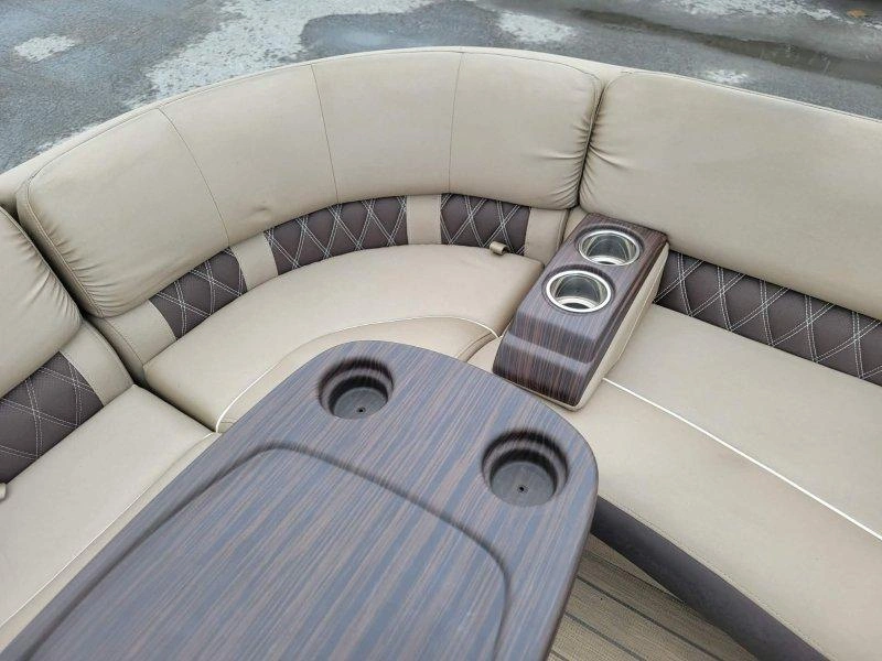 2019 Bennington Marine R 23 Fastback 3 Tubes / Vf150 alt