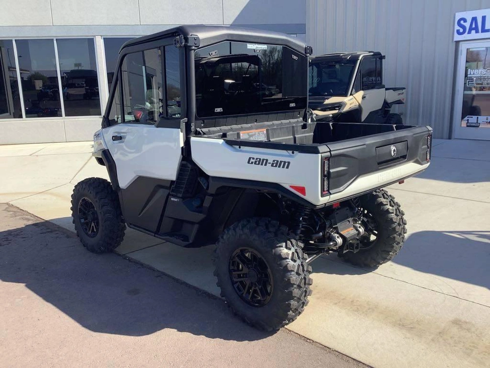 2026 Can-am Defender Limited Hd11 alt