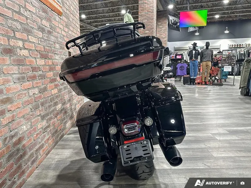 2026 Harley-Davidson Street Glide Limited thumbnail 4