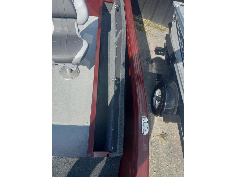 2023 Starcraft Storm 166 Side Console With Mercury 90 Elpt And Tailer alt