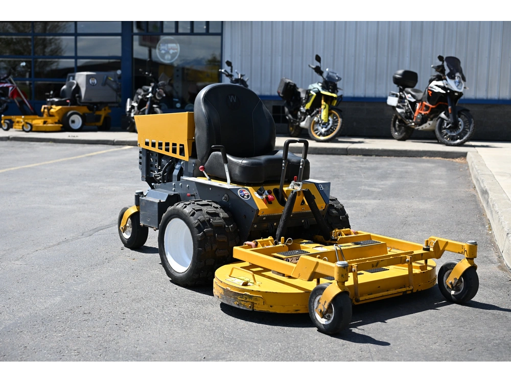 2021 Walker Model B 27i alt