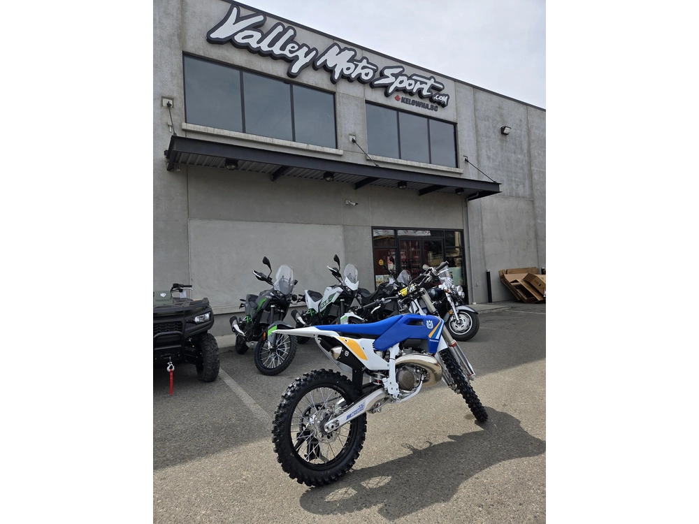 2025 Husqvarna Tc 300 alt