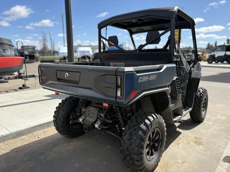 2026 Can-Am Defender XT HD11 8CTB thumbnail 5