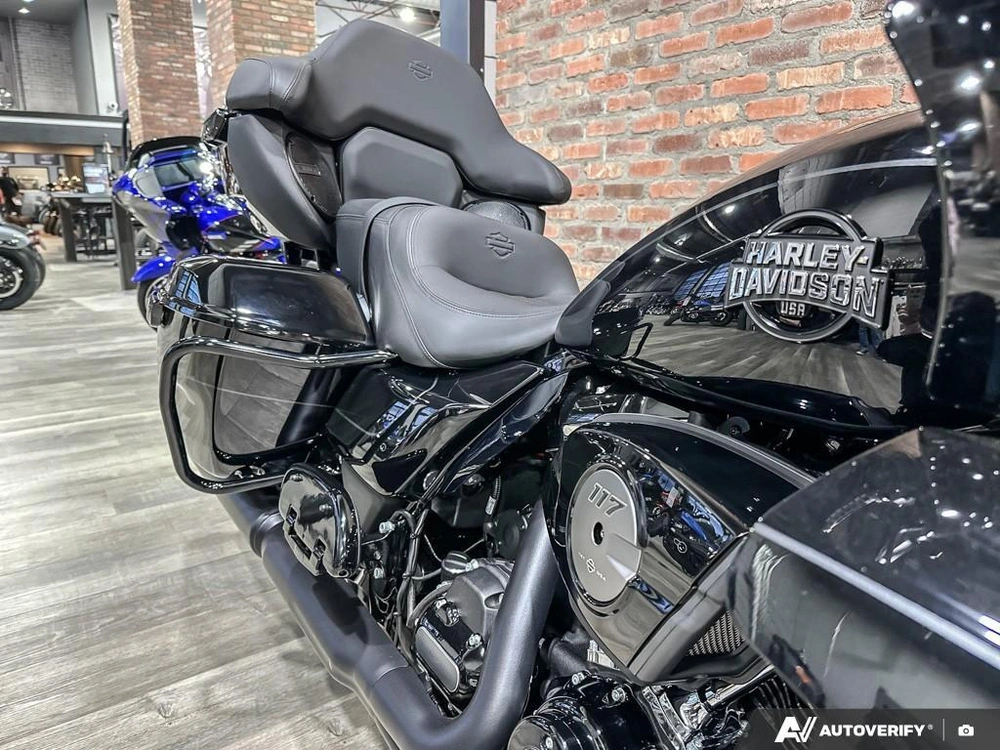 2026 Harley-davidson Road Glide Limited alt