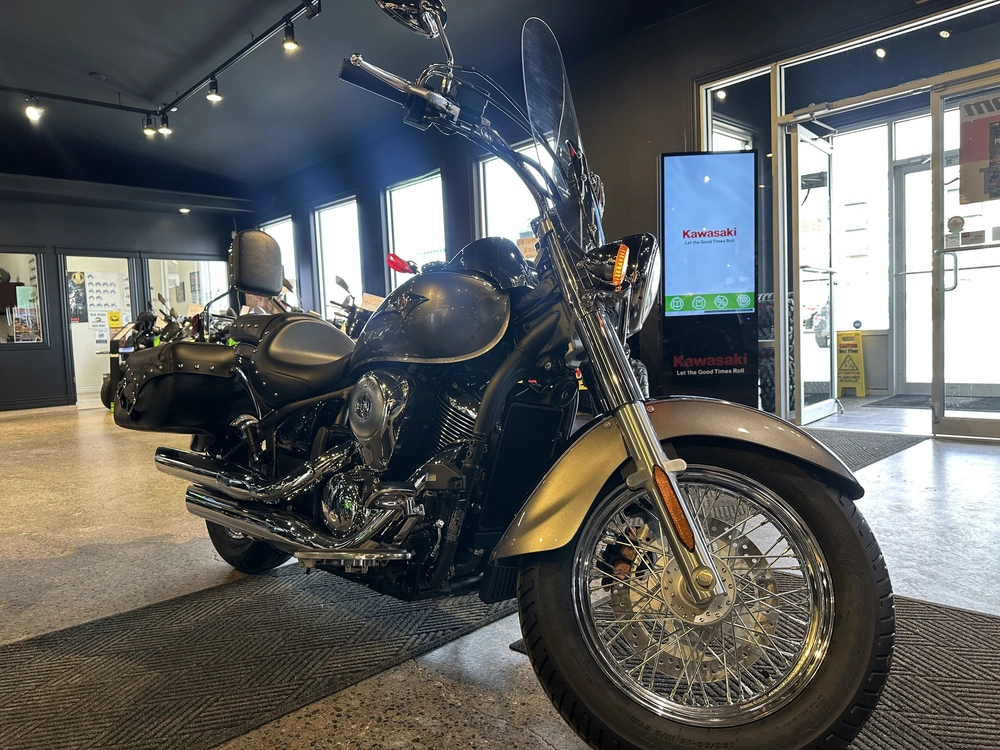2026 Kawasaki Vulcan 900 Classic Lt alt